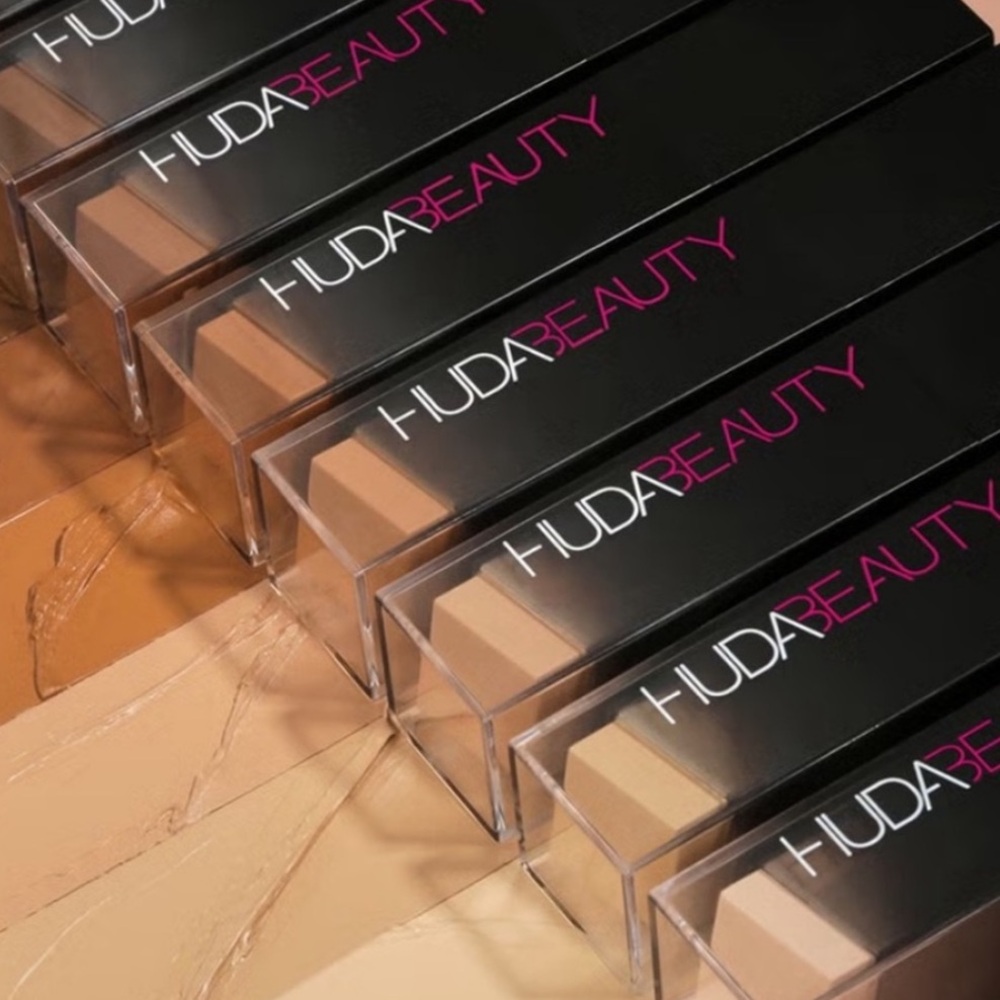 ⚡️💕Huda Beauty Panna Cotta 130G FauxFilter Foundation Stick - Picture 6 of 10